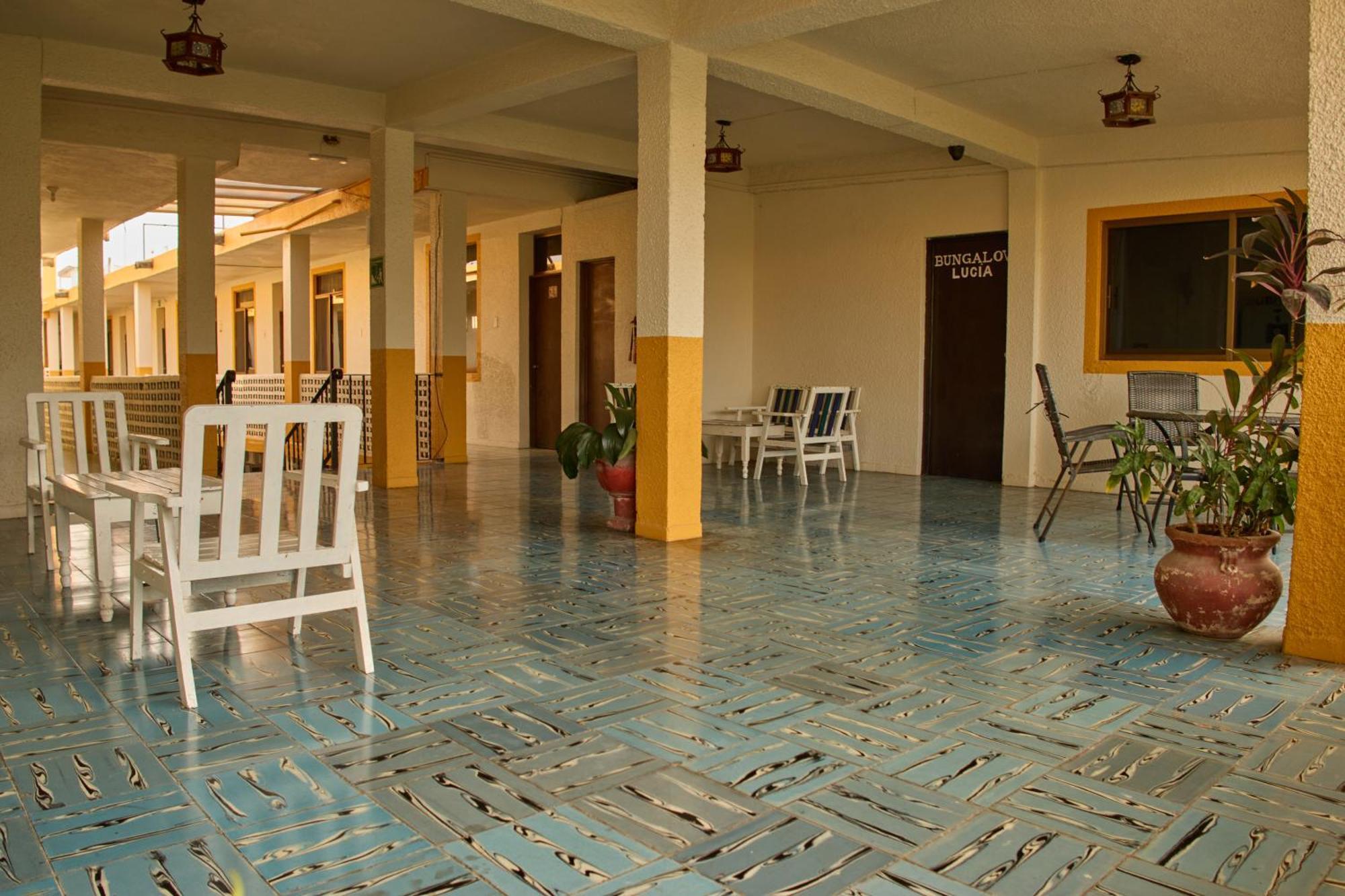 Hotel San Lorenzo Barra de Navidad Zewnętrze zdjęcie