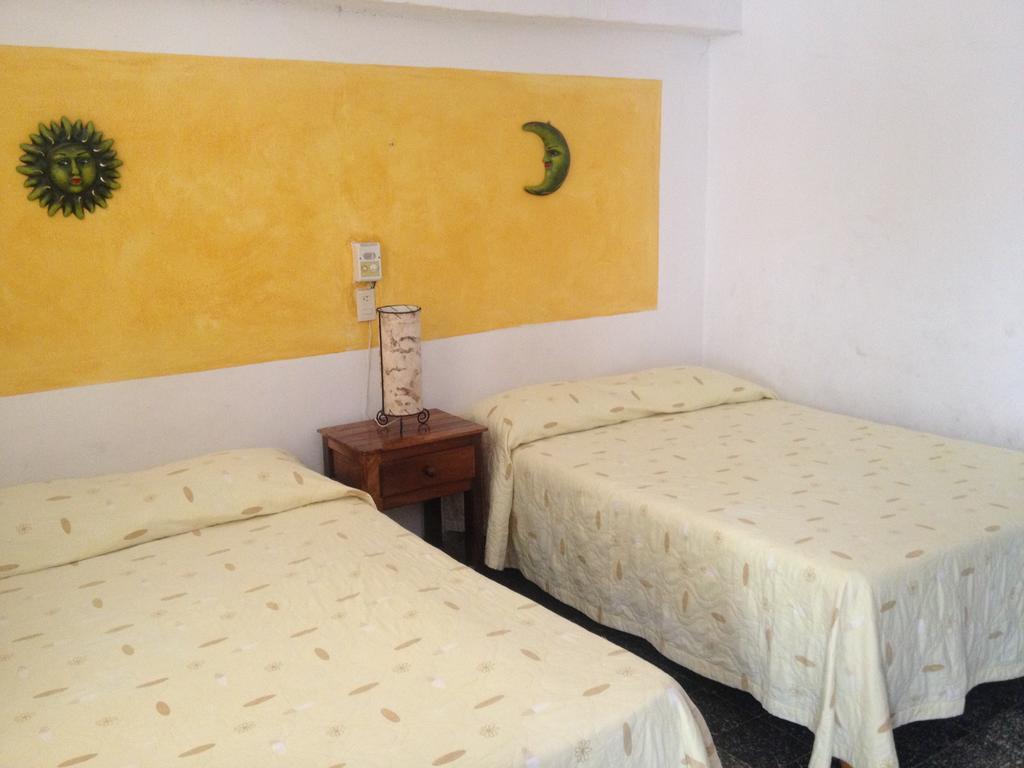 Hotel San Lorenzo Barra de Navidad Pokój zdjęcie