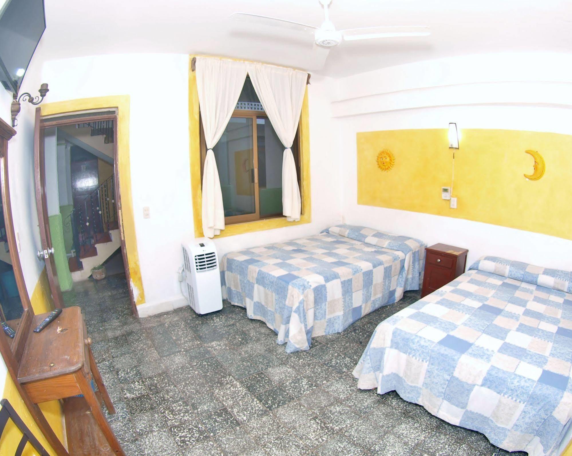Hotel San Lorenzo Barra de Navidad Zewnętrze zdjęcie